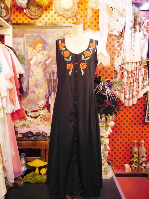 ヨーロッパ古着80s花柄刺繍黒エレガントゴシックドレス | 大阪・阿部野 