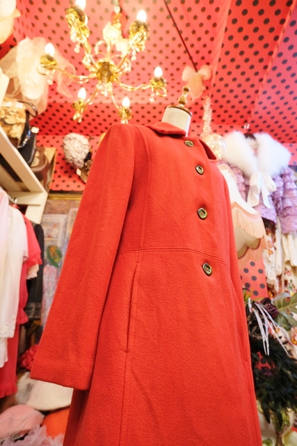 ヨーロッパ古着レトロガーリーヴィンテージ赤コート | 大阪・阿部野の