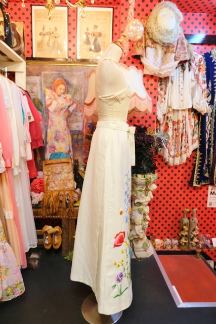 ヨーロッパ古着70s花柄刺繍ヴィンテージラップスカート | 大阪・阿部野