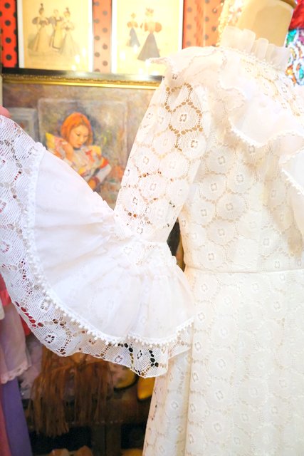 ヨーロッパ古着70sヴィンテージ白ウエディングドレス | 大阪・阿部野の