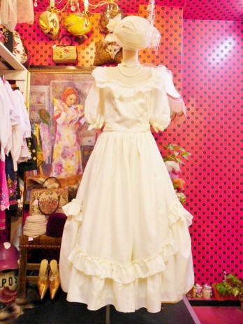 ヨーロッパ古着ヴィンテージUK製プリンセスドレス | 大阪・阿部野の